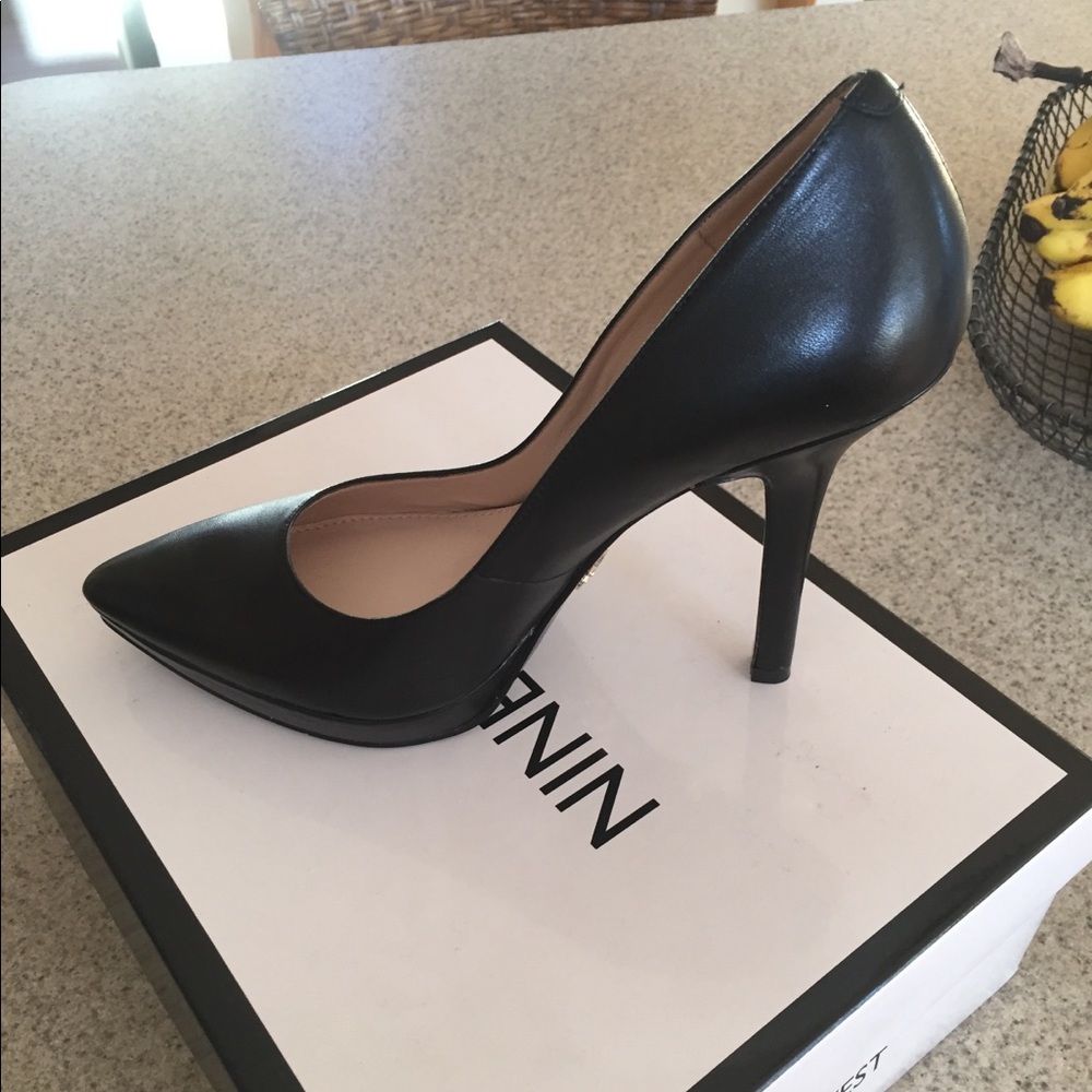 Nine West pumps